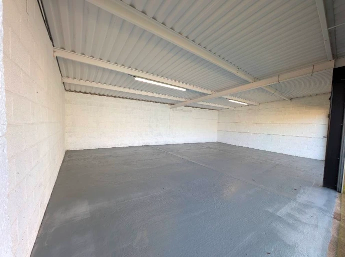 660sqft / 62m2 Storage or Business Unit